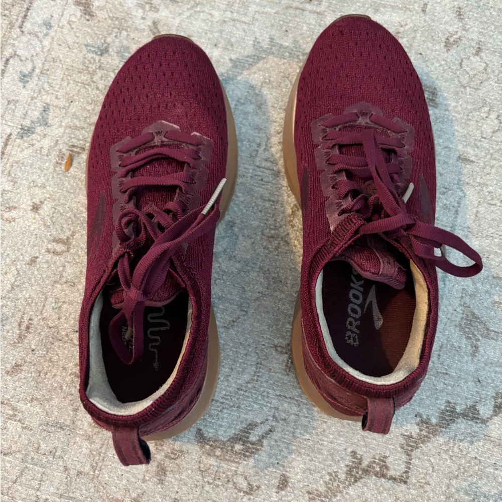 Brooks Women's Athletic Shoes - Burgundy - Picture 13 of 13